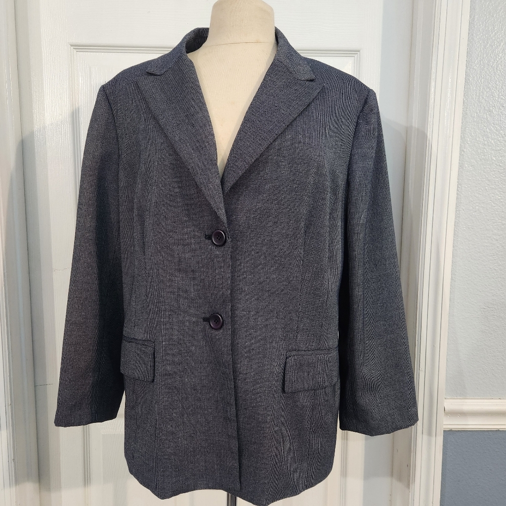 Jones Wear Navy Blazer
